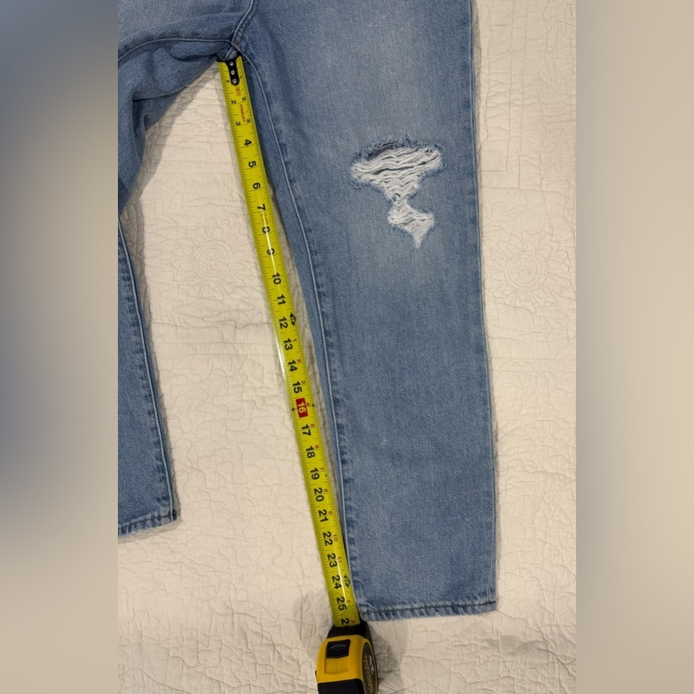 Madewell /Women’s Light Blue Distressed Straight Leg Jeans/ THE MOMJEAN /Size 27 - Picture 8 of 14